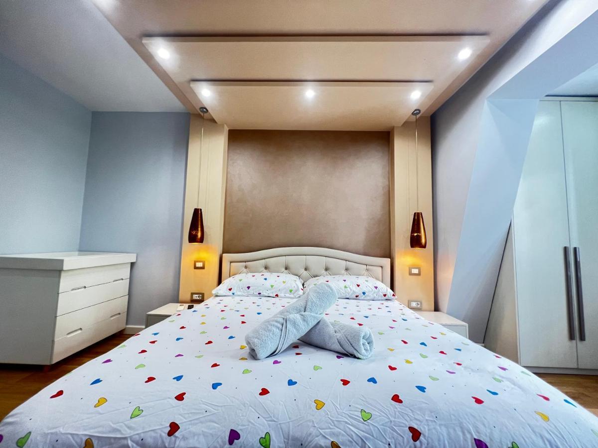 Center Apartment *