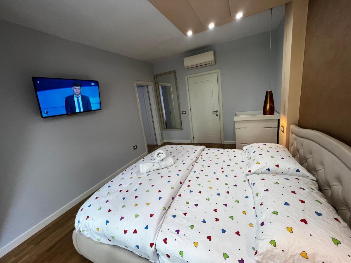 Apartment Center